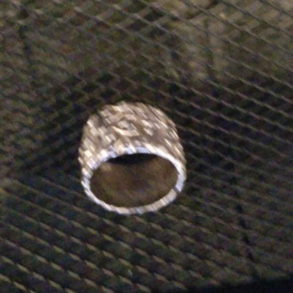 Sterling Silver ring - Picture 2 of 4